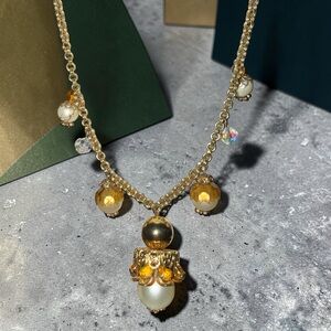Vintage Gold Tone Faux Pearl & Amber Crystal Charm Necklace 18” Statement